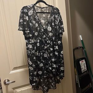 Torrid size 2 Blouse